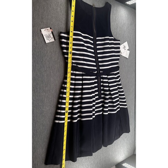 TAYLOR - Women's Navy and White Stripe Fit and Flare Sleeveless Dress Size 10 - Picture 9 of 12